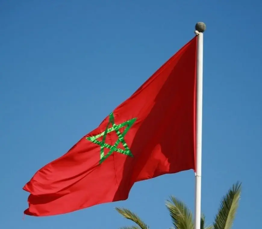حكومة المغرب تدعو إلى اعتماد برامج لتأمين فرص عمل