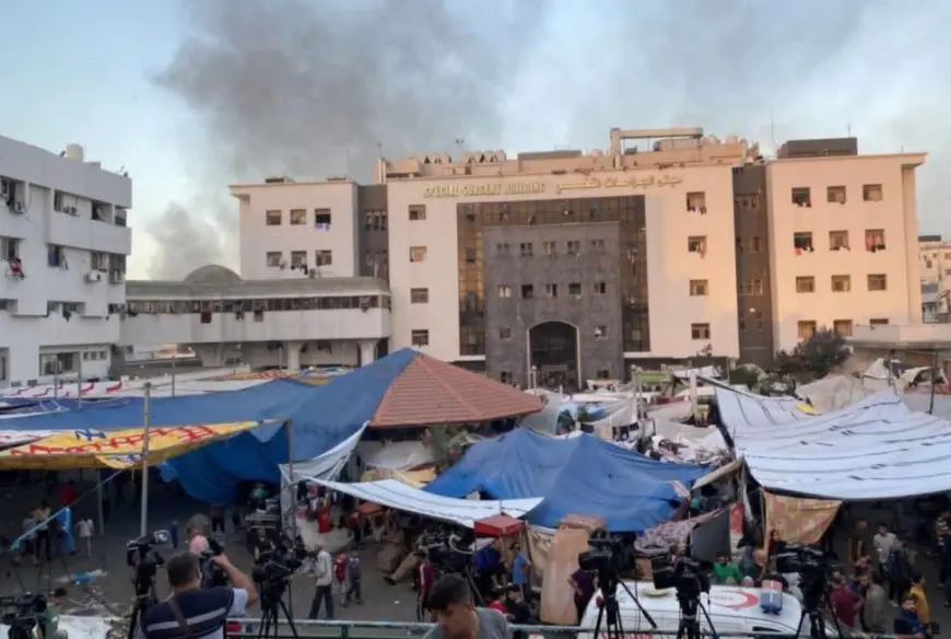 مدير مجمع الشفاء في غزة: خلال 3 ساعات سنخرج عن الخدمة تماما بسبب الوقود