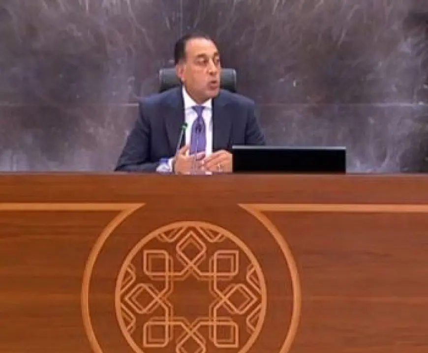حريق سنترال رمسيس.. مدبولي: تعافي الاتصالات يكتمل خلال ساعات.. وشكلنا لجنة لبحث أسباب الحادث