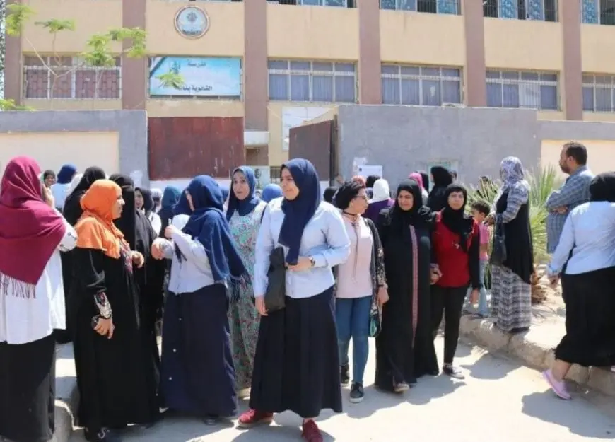 رئيس الوزراء: نظام البكالوريا ليس تحايلا على المجانية ويتفق مع نظم التعليم الدولية