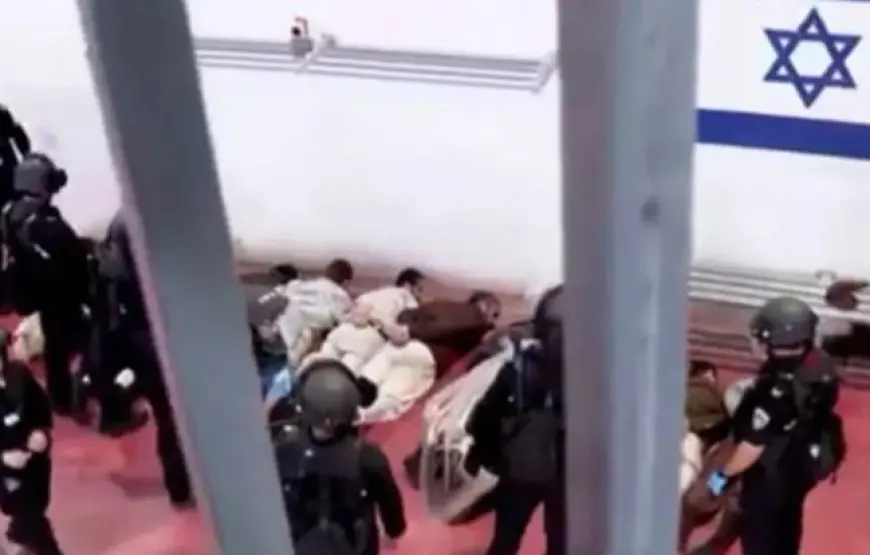 لاهاي.. تسليم الجنائية الدولية ملفات بشأن انتهاكات إسرائيل بحق الأسرى