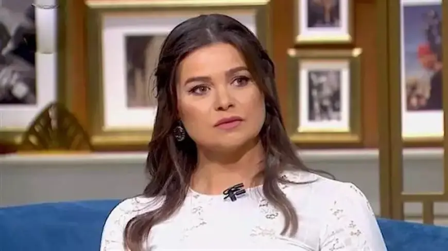 يسرا اللوزي تنعى سامح عبدالعزيز: “هنفضل دايمًا فاكرينك بضحكتك وحبك للسينما”