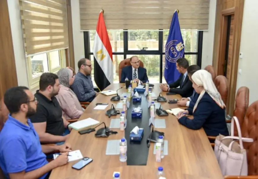 رئيس هيئة الدواء يبحث مع شركة ساندوز توطين صناعة الأدوية وتوسيع الشراكات الاستثمارية في مصر