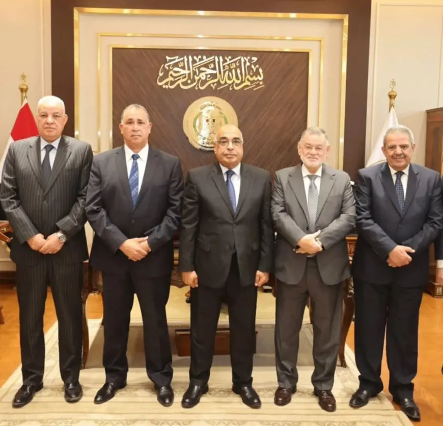 وكيل المحامين: لقاء وفد النقابة بوزير العدل كان ممتازا.. وهناك رغبة أكيدة في حل أزمة الرسوم القضائية