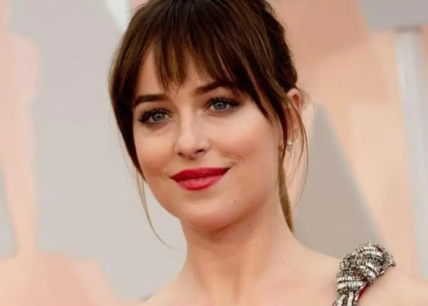 متى تظهر داكوتا جونسون وآن هاثاواي على شاشة السينما سويا؟
