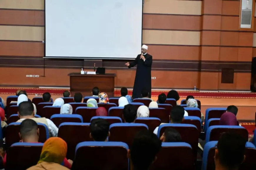 رئيس الإدارة المركزية لشئون الدعوة: مصر جاءت أولا.. وخدمة الوطن تتطلب صدقا وعزيمة