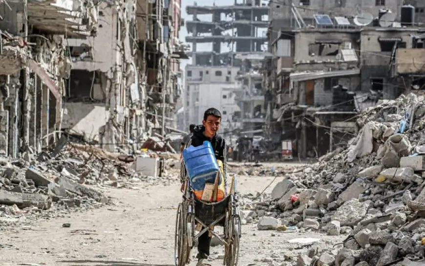 بينهم 8 يجلبون المياه.. استشهاد 28 فلسطينيا جراء الهجمات الإسرائيلية على قطاع غزة