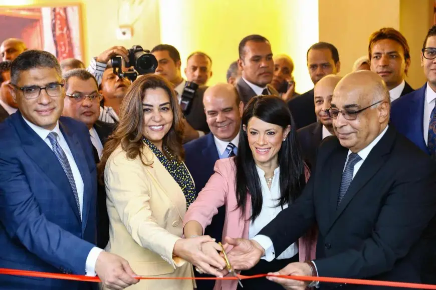 وزراء العدل والتنمية والتخطيط يفتتحون فرع توثيق محكمة جنوب الجيزة الابتدائية