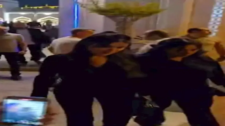 بالصور.. مي عمر وهدى الإتربي في عزاء المخرج سامح عبد العزيز