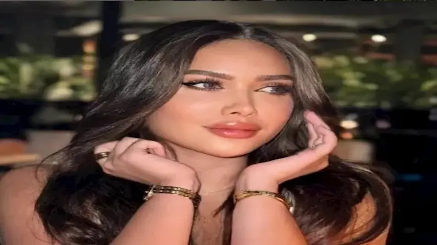 7 صور لزوجة النني الثانية على الخيل