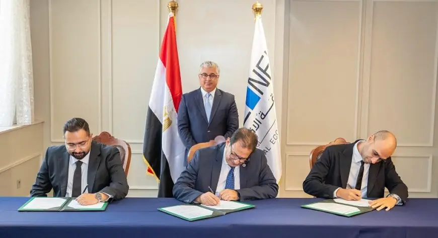 باستثمارات إضافية 15 مليون دولار.. رئيس اقتصادية قناة السويس يشهد توقيع عقد توسعات مشروع شركة النيل لإعادة تدوير البلاستيك