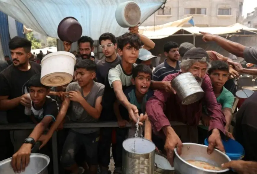 الدفاع المدني بغزة: 18 شهيدا على الأقل في غارات إسرائيلية على القطاع