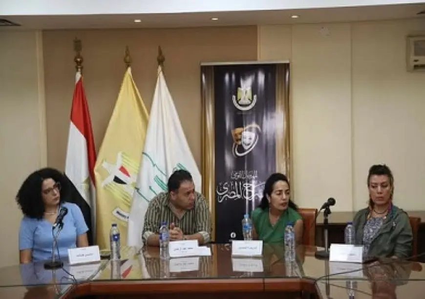 القومي للمسرح يواصل نقاشات الوعي الجمالي: الجسد والآلة والفضاء المسرحي في قلب الجدل الفني