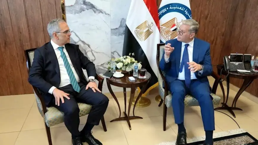 وزير البترول يبحث مع “شلمبرجير” دعم أنشطة استكشاف وإنتاج النفط