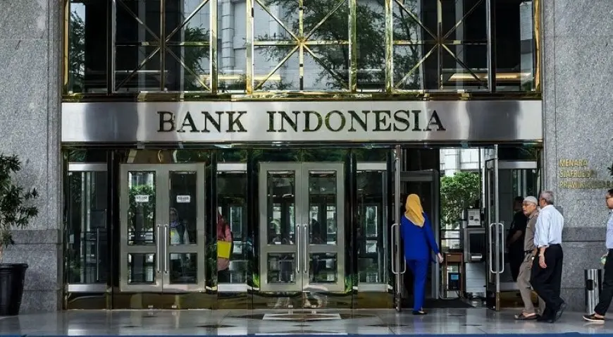 البنك المركزي الإندونيسي يخفض سعر الفائدة