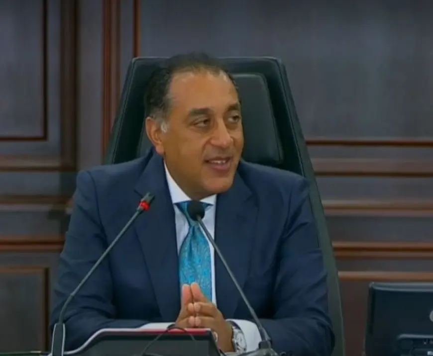 رئيس الوزراء ينتقد تغطية الإعلام لبعض الحرائق.. ويضرب أمثلة