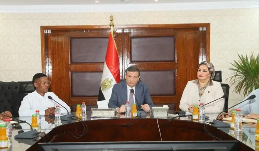 وزير الزراعة يبحث مع وفد نقابي من جنوب إفريقيا تعزيز التعاون الزراعي وتبادل الخبرات