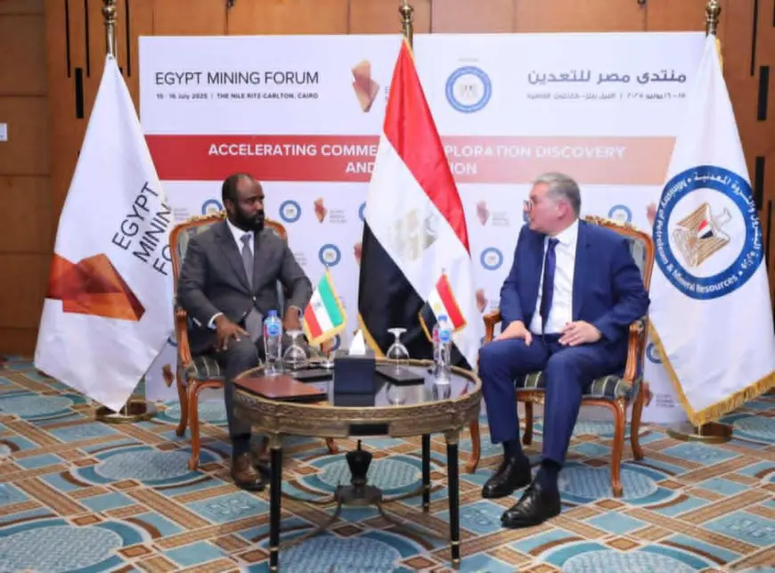 وزير البترول يبحث مع وزير المناجم في غينيا الاستوائية توسيع التعاون في التعدين بعد قمة مالابو