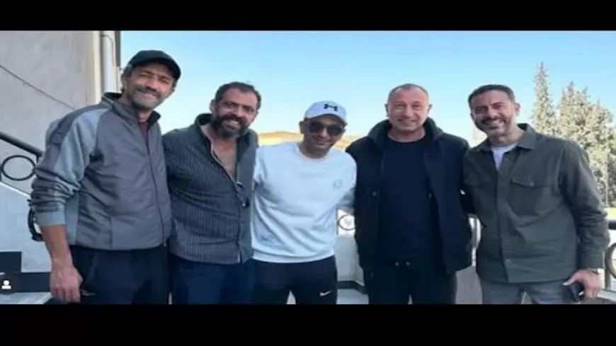 وليد الحلفاوي يكشف تفاصيل تدخل والده الراحل لاقناع الخطيب بـ”كتالوج”