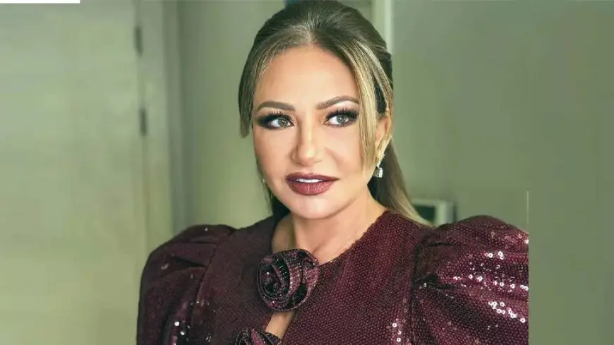 ليلى علوي توجه رسالة لـ هند صبري بعد وفاة والدتها
