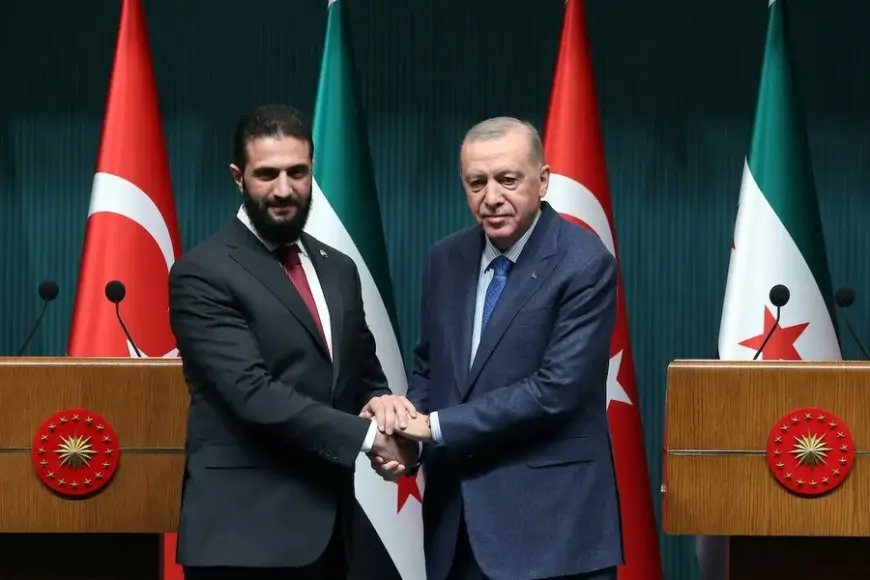 أردوغان لـ أحمد الشرع: الهجمات الإسرائيلية على سوريا غير مقبولة وتشكل تهديدا للمنطقة بأكملها
