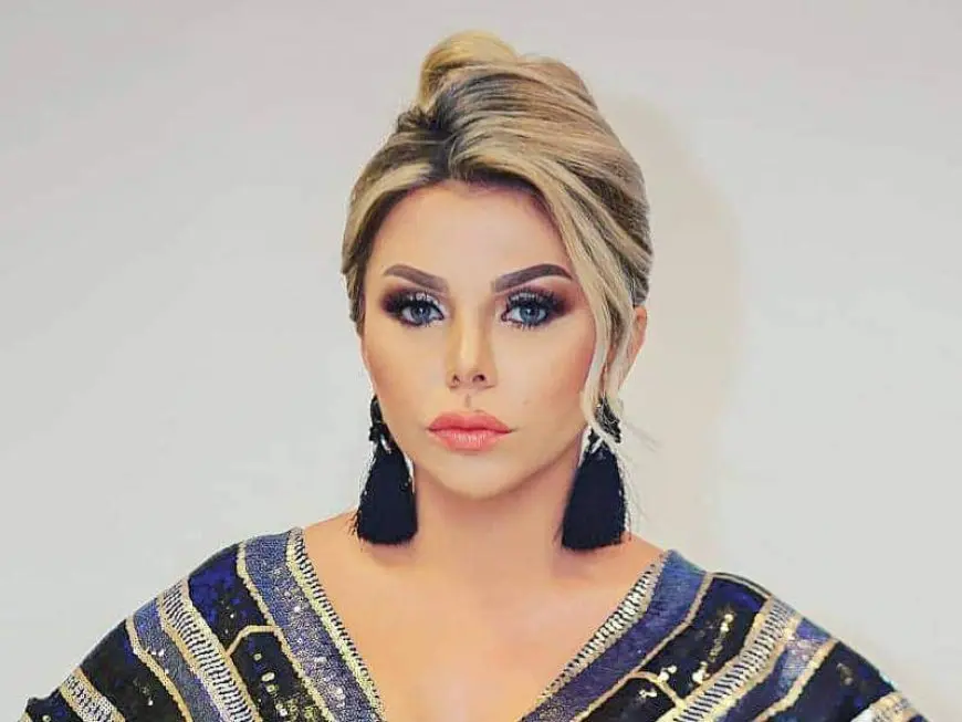 رزان مغربي داخل غرفة العمليات بعد سقوط سقف قاعة بأحد فنادق الجيزة