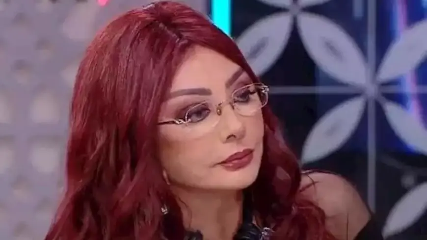 نبيلة عبيد ناعية والدة هند صبري: “كانت الراحلة رمزًا في حياتها”