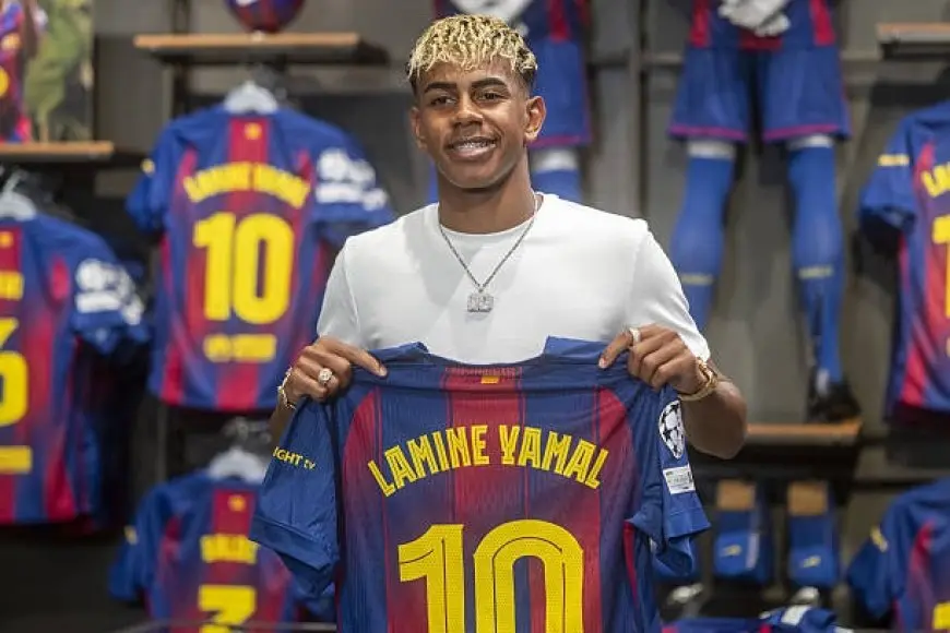 برشلونة يجني الملايين من مبيعات قميص لامين يامال الجديد