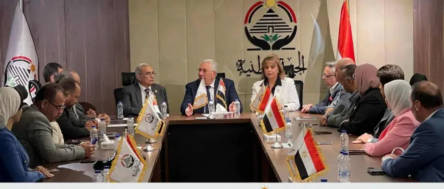نكمل بأمانة النقابات المهنية بحزب الجبهة الوطنية تستعد لانتخابات الشيوخ بتنسيق على مستوى النقابات والمحافظات