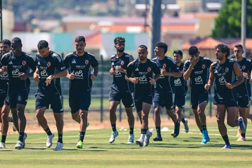 الأهلي يتدرب على فترتين في معسكر تونس