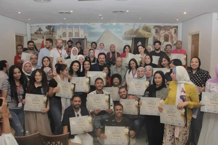 ختام ورشة الإخراج بالمهرجان القومي للمسرح.. وتوزيع شهادات على المشاركين