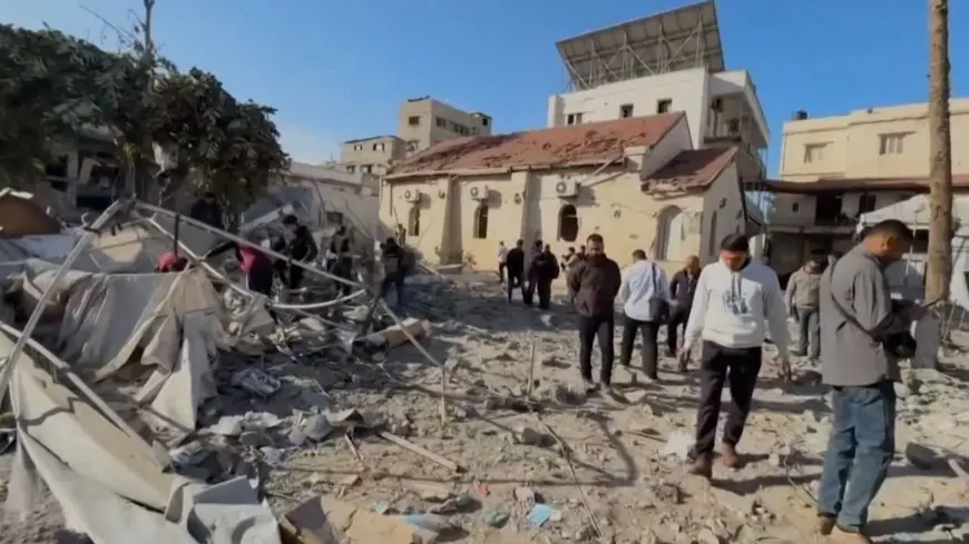 الدفاع المدني في غزة: غارات الاحتلال تمحو أسرًا بأكملها من السجلات