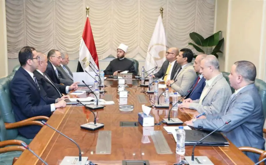 الأزهري يبحث مع هيئة الأوقاف آليات تعظيم الاستفادة من الأعيان الوقفية