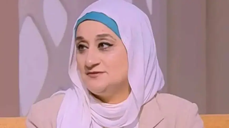 شقيقة أحمد حلمي عن منى زكي: “بسكوتة في طريقتها ورقيقة جدا”