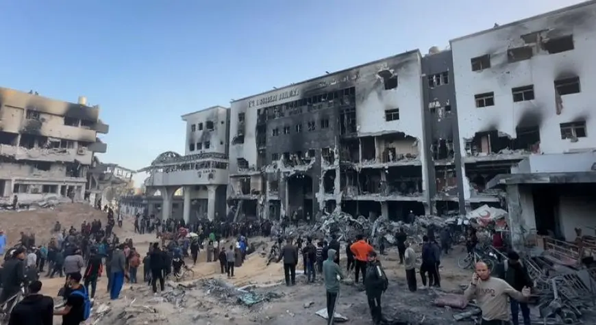 مدير مجمع الشفاء الطبي يوجه استغاثة للعالم: انقذوا ما تبقى من حياة في غزة