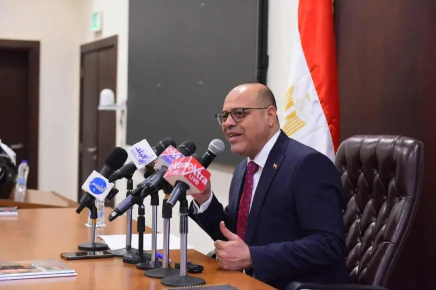 وزير العمل: التنسيق مع الشركات الشريكة لتوفير بينات ومهمات الوقاية لعمال الدليفري