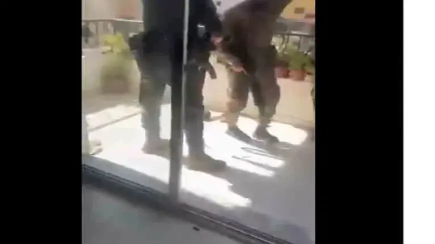 مسلحون يجبرون شبانا دروزا على القفز من الطابق الرابع (صور وفيديو)