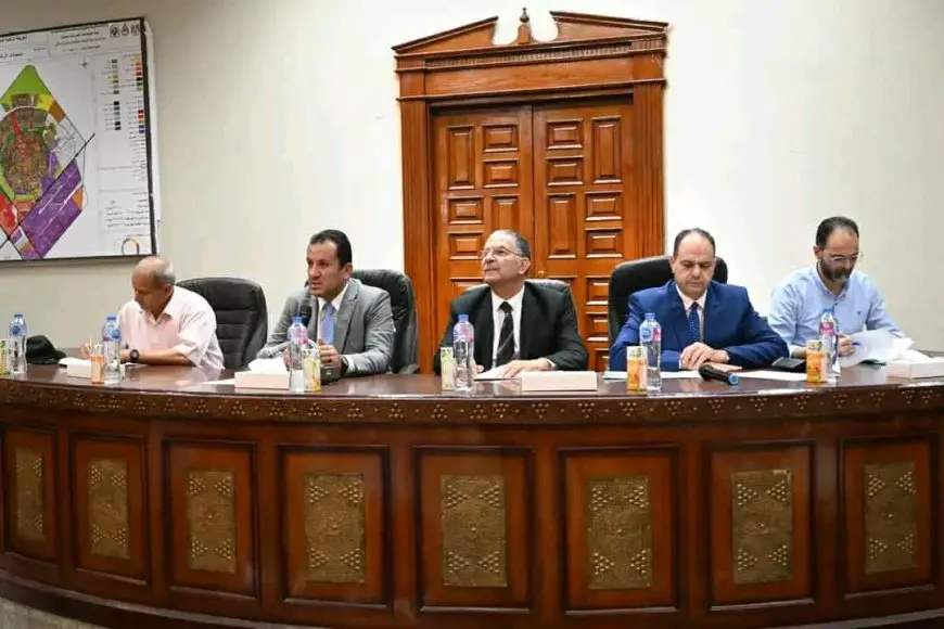 الإسكان: تخصيص حمامات سباحة وكافيتريات وبيع محال وصيدلية بالمنصورة الجديدة والعاشر