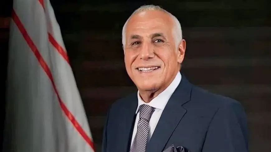 رئيس الزمالك في زيارة خاصة لشحاتة بعد تعرضه لوعكة صحية