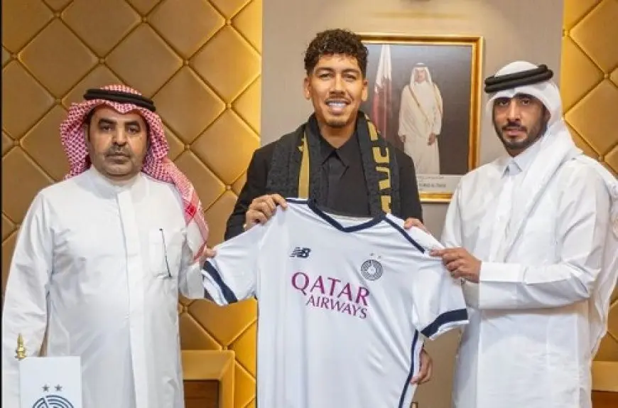 السد القطري يعلن التعاقد مع فيرمينو حتى 2027