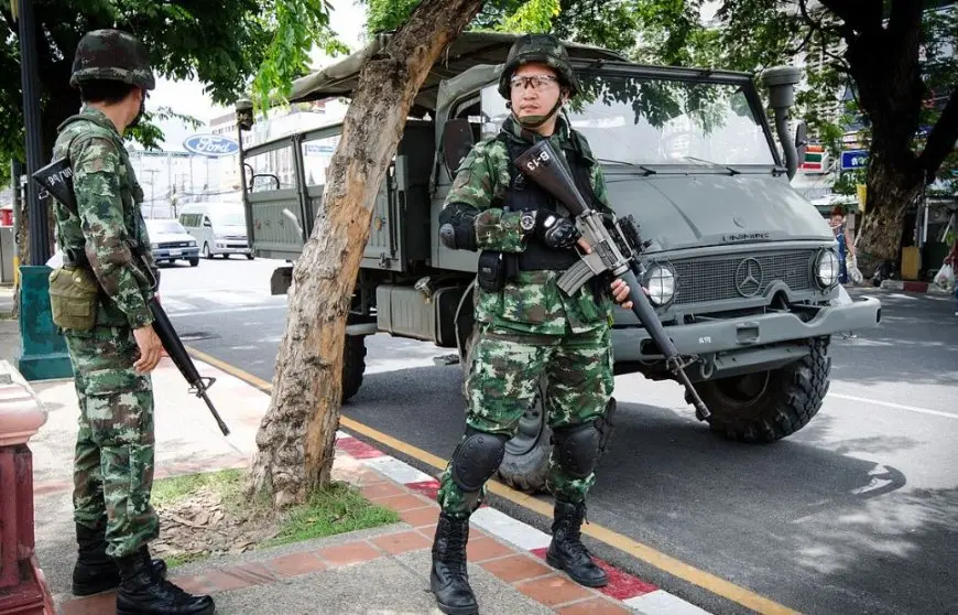 إصابة 3 مدنيين خلال تبادل لإطلاق النار بين جنود تايلانديين وكمبوديين في منطقة حدودية متنازع عليها