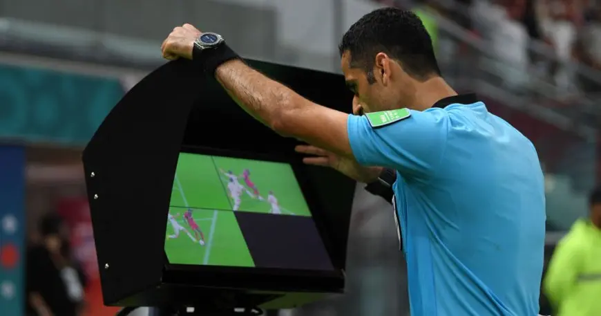 تغيرات تحكيمية جديدة في الدوري الإنجليزي الممتاز