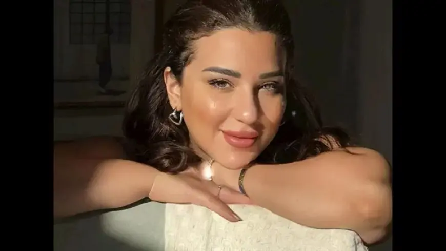 أسما شريف منير تنشر 10 صور.. وتسأل الجمهور: تفتكروا هحقق أحلامي؟