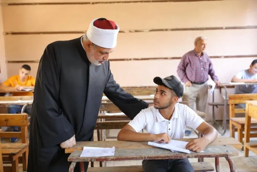 بالأسماء.. أوائل الثانوية الأزهرية القسم الأدبي لعام 2025