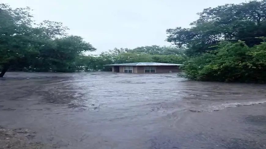 باكستان تحذر من حدوث فيضانات جليدية