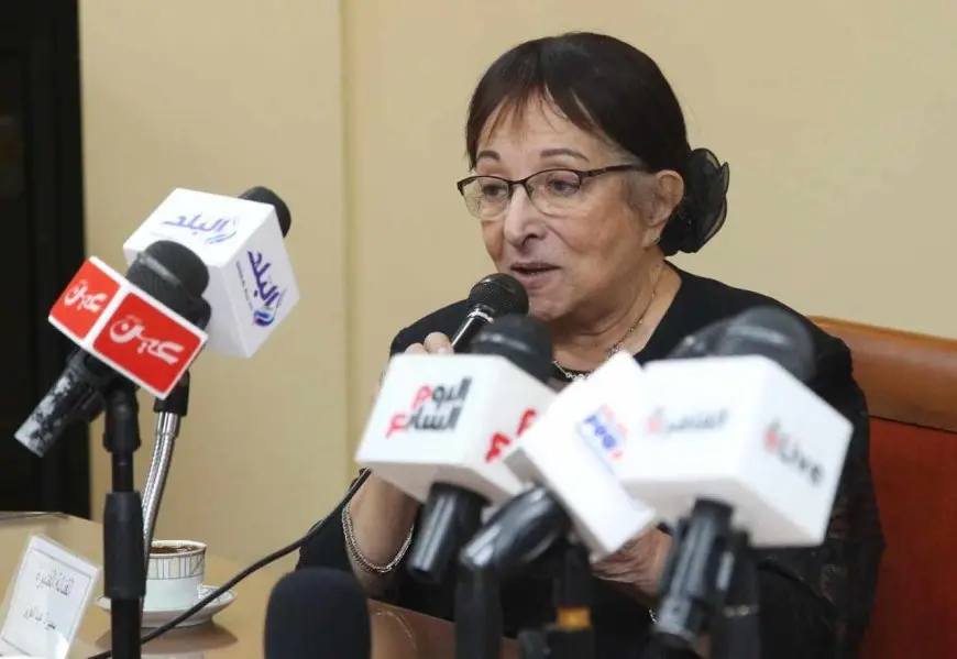 سميرة عبد العزيز خلال تكريمها في المهرجان القومي للمسرح: الفن كان ولا يزال حياتي.. وكل مخرج كان محطة في رصيدي