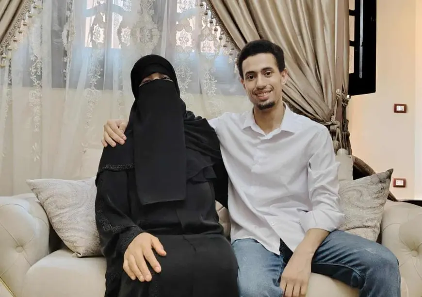 السادس مكرر علمي بالثانوية الأزهرية من البحيرة: أمي بطلة قصتي.. وسألتحق بالطب
