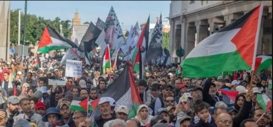 المغرب.. الآلاف يطالبون بإنقاذ غزة من مخططات التجويع الإسرائيلية