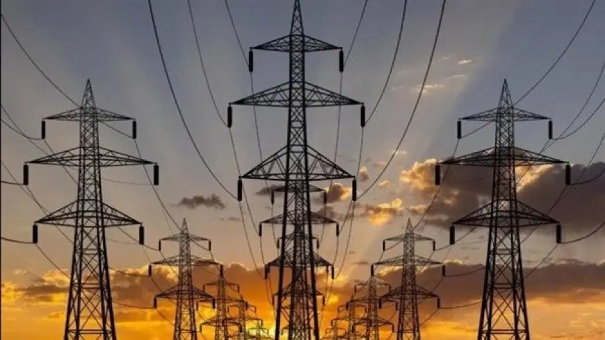 بعد تحقيق أقصى ارتفاع في الأحمال.. الكهرباء تناشد المواطنين ترشيد الاستهلاك لضمان استمرارية التيار
