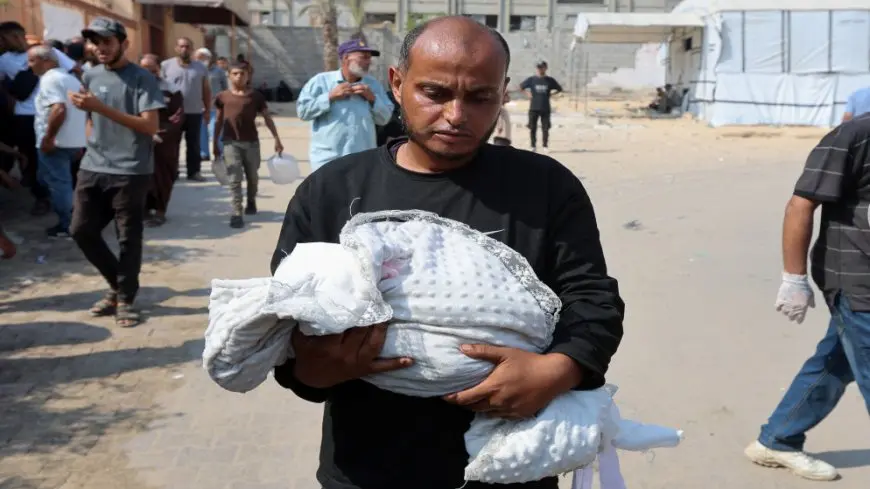 شهداء الجوع في غزة.. وفاة رضيع نتيجة سوء التغذية ونقص حليب الأطفال بالقطاع
